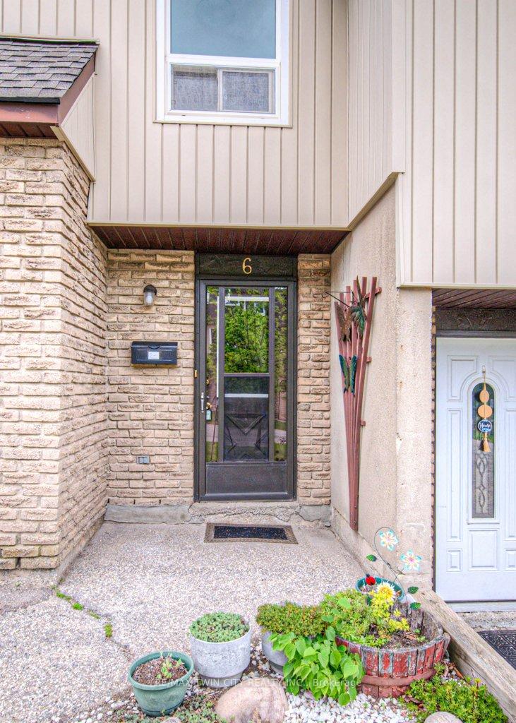 Photo 4 of Unit 6, 80 Old Country Drive, Kitchener — HOMEH