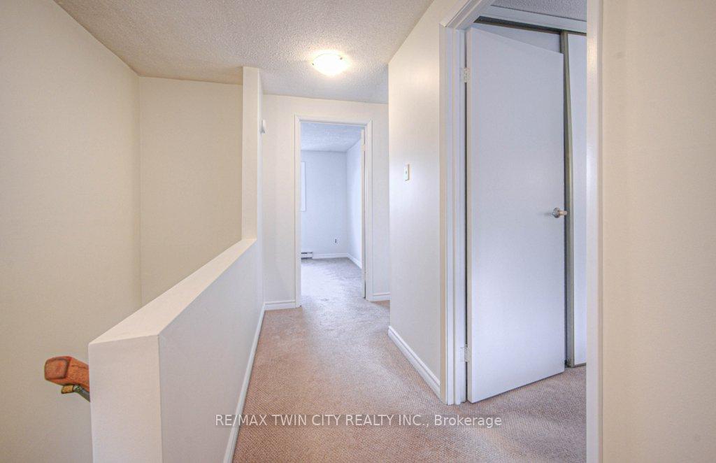 Photo 18 of Unit 6, 80 Old Country Drive, Kitchener — HOMEH