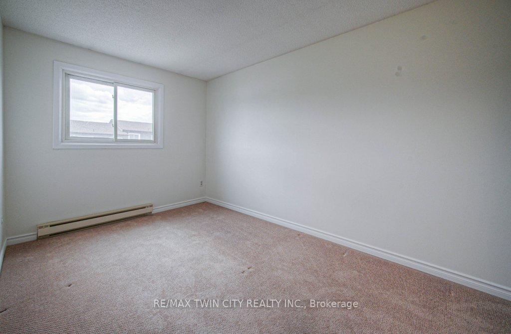 Photo 25 of Unit 6, 80 Old Country Drive, Kitchener — HOMEH