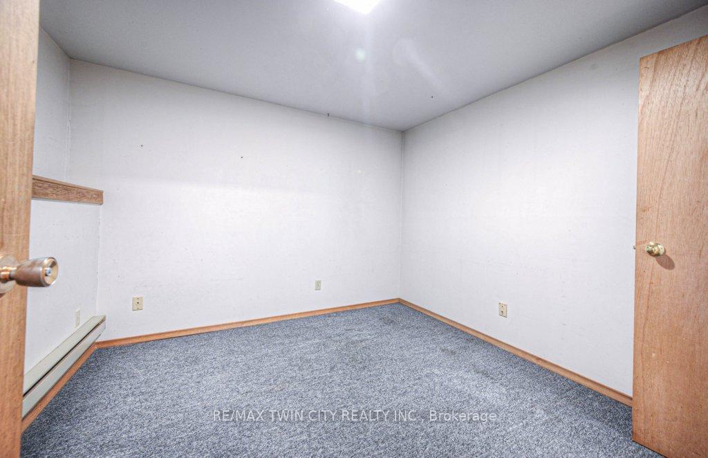 Photo 28 of Unit 6, 80 Old Country Drive, Kitchener — HOMEH