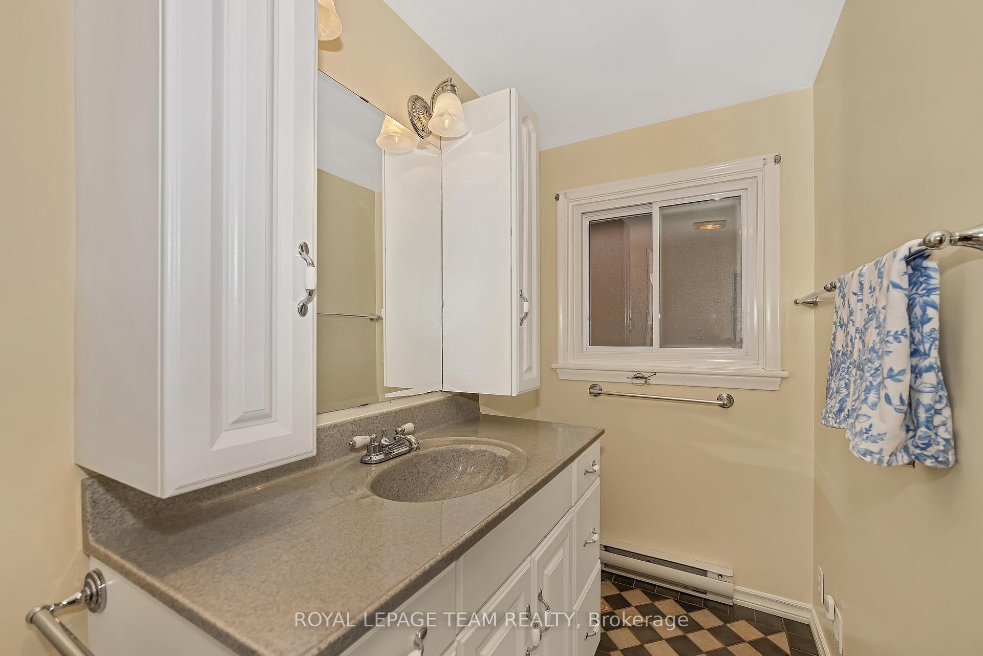 Photo 19 of 1195 Major Street, Ottawa, Bel Air Park — HOMEH