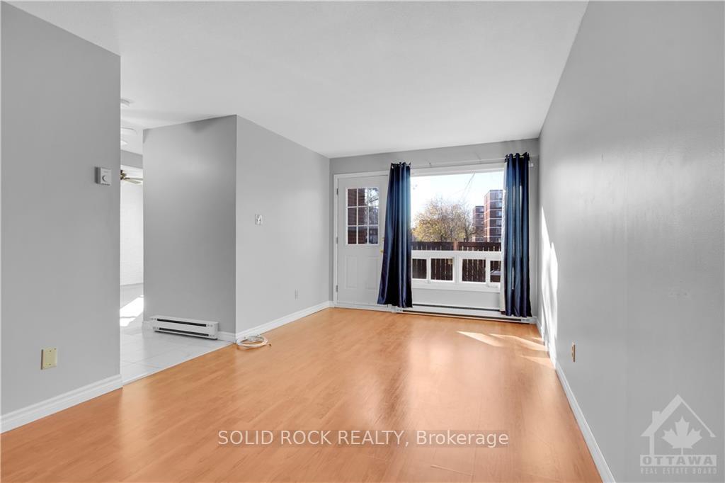Photo 23 of 2927 Fairlea Crescent, Ottawa, Heron Gate/Industrial Park — HOMEH