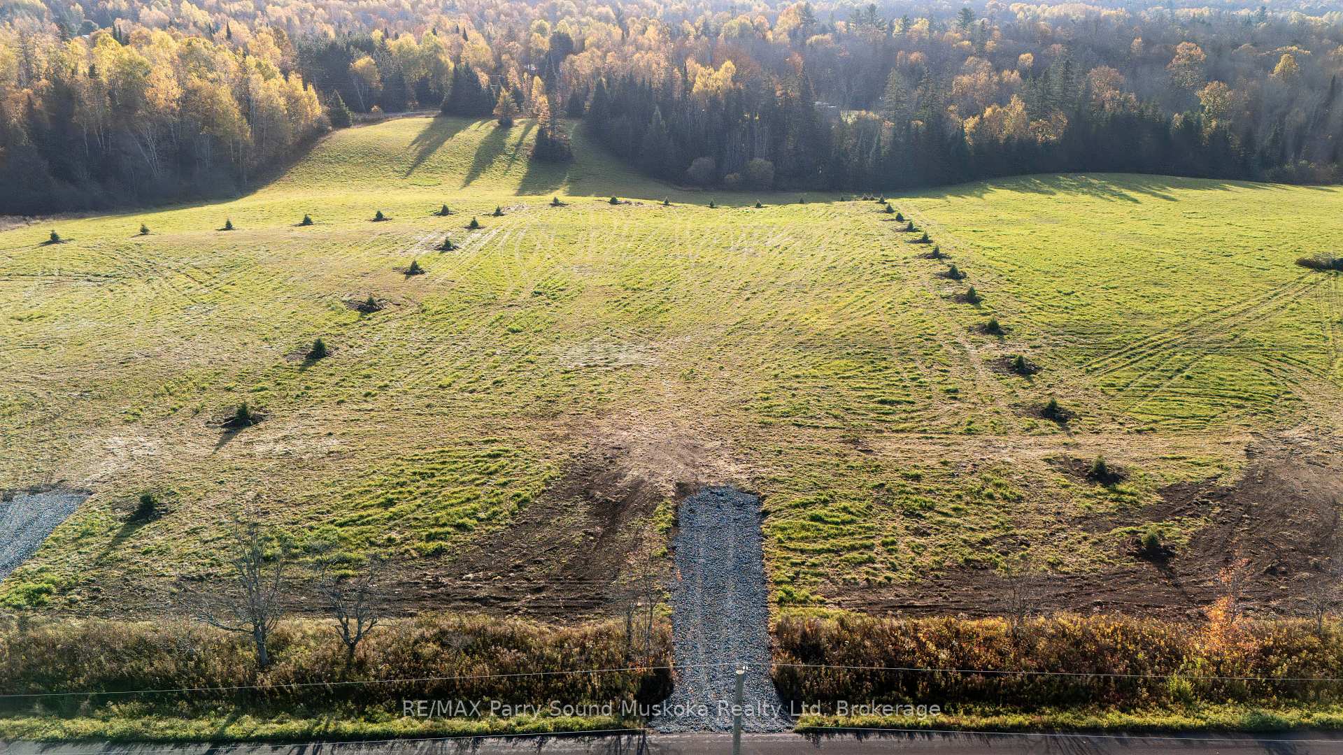 Photo 10 of 269 Balsam Road, McKellar — HOMEH