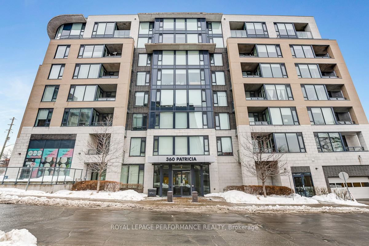 Front of Unit 623, 360 Patricia Avenue