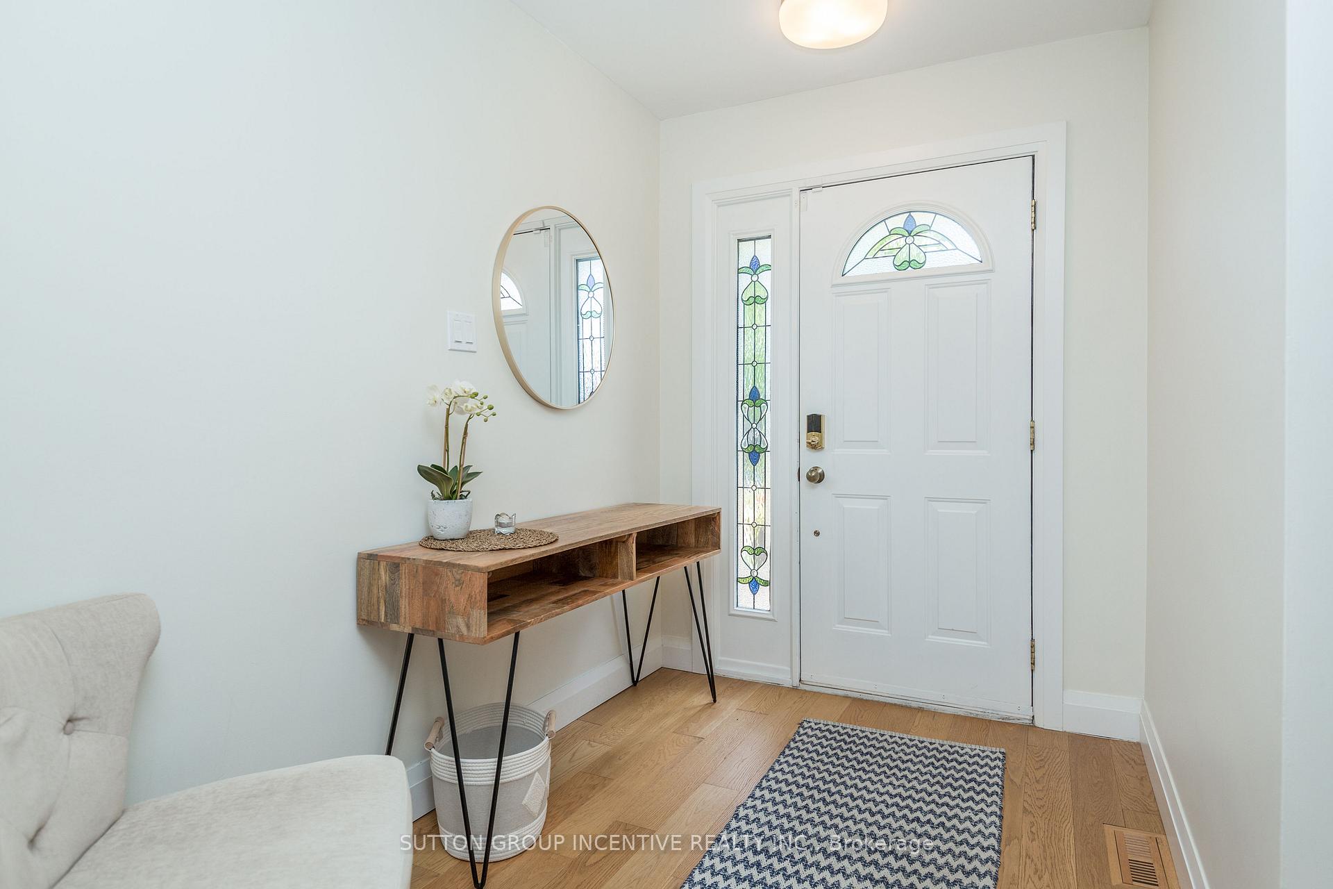 Photo 4 of 296 Codrington Street, Barrie, Codrington — HOMEH