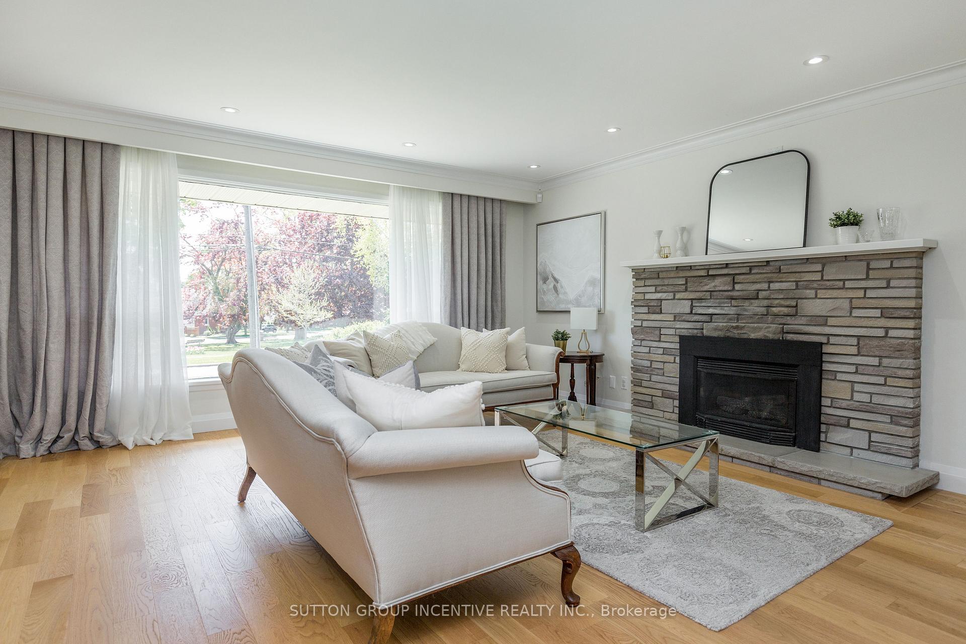 Photo 6 of 296 Codrington Street, Barrie, Codrington — HOMEH