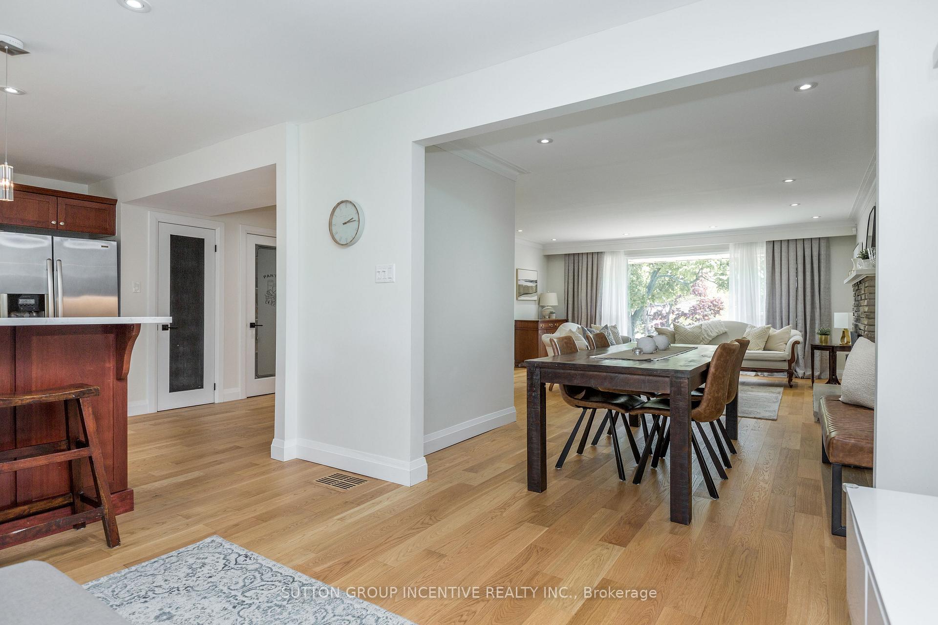 Photo 8 of 296 Codrington Street, Barrie, Codrington — HOMEH