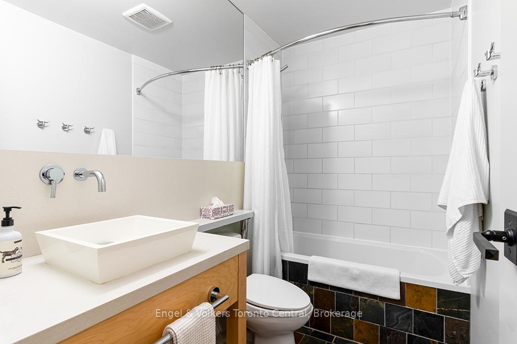 Photo 19 of 559 Tenth Street, Collingwood — HOMEH