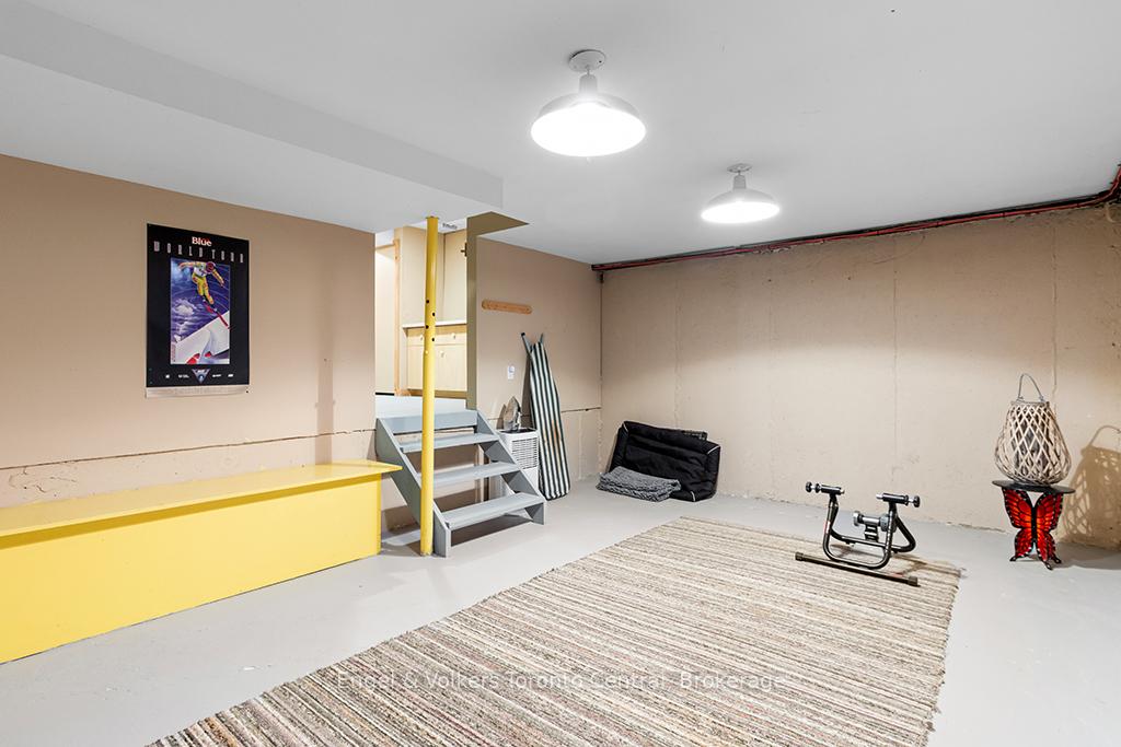 Photo 38 of 559 Tenth Street, Collingwood — HOMEH