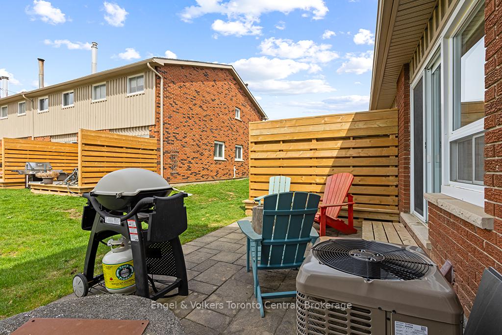 Photo 43 of 559 Tenth Street, Collingwood — HOMEH