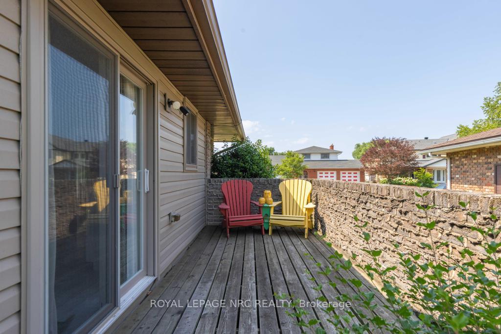 Photo 4 of 42 Beachview Drive, St. Catharines, Lakeshore — HOMEH