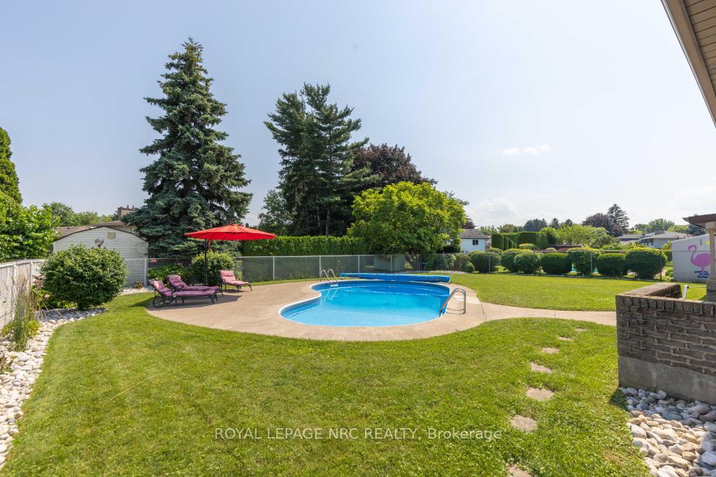 Photo 5 of 42 Beachview Drive, St. Catharines, Lakeshore — HOMEH