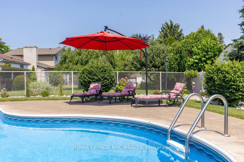 Photo 6 of 42 Beachview Drive, St. Catharines, Lakeshore — HOMEH