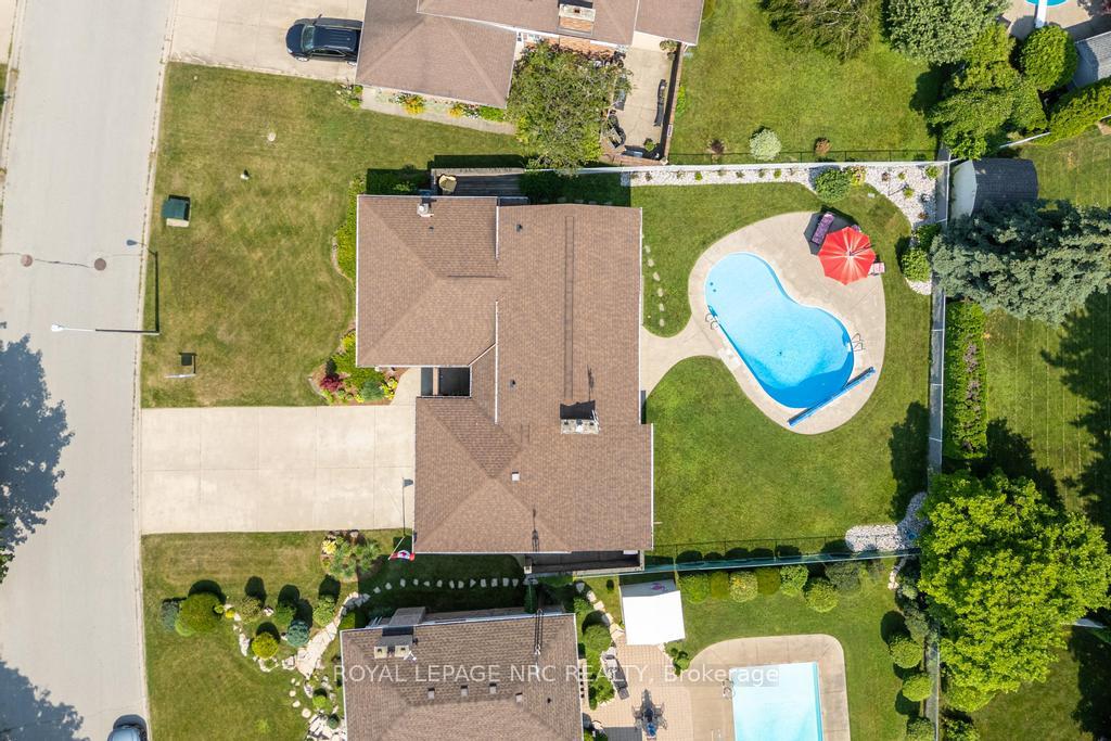 Photo 8 of 42 Beachview Drive, St. Catharines, Lakeshore — HOMEH