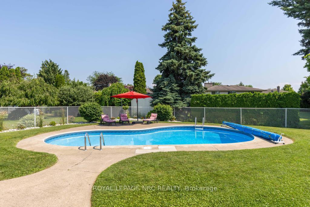 Photo 12 of 42 Beachview Drive, St. Catharines, Lakeshore — HOMEH