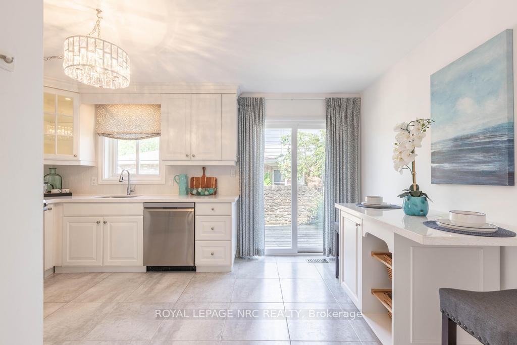 Photo 22 of 42 Beachview Drive, St. Catharines, Lakeshore — HOMEH