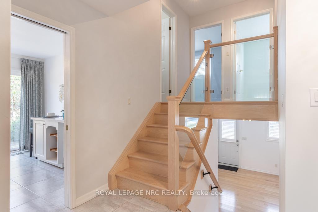 Photo 23 of 42 Beachview Drive, St. Catharines, Lakeshore — HOMEH