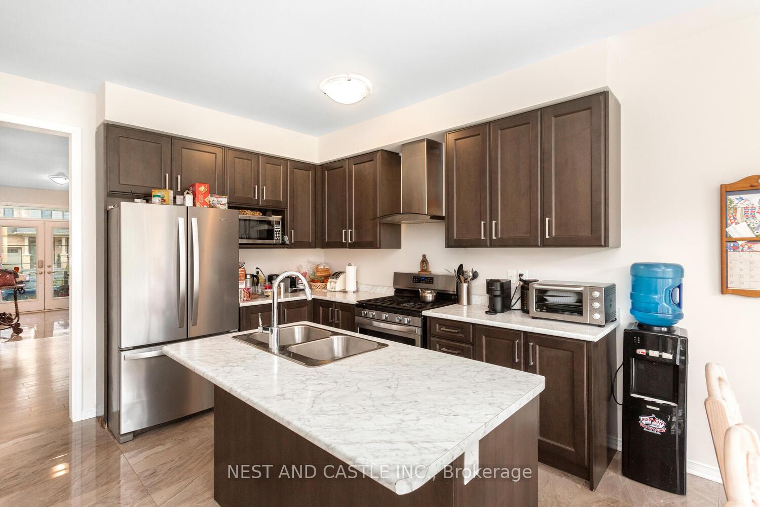 Photo 13 of 146 Cactus Crescent, Hamilton, Stoney Creek Mountain — HOMEH
