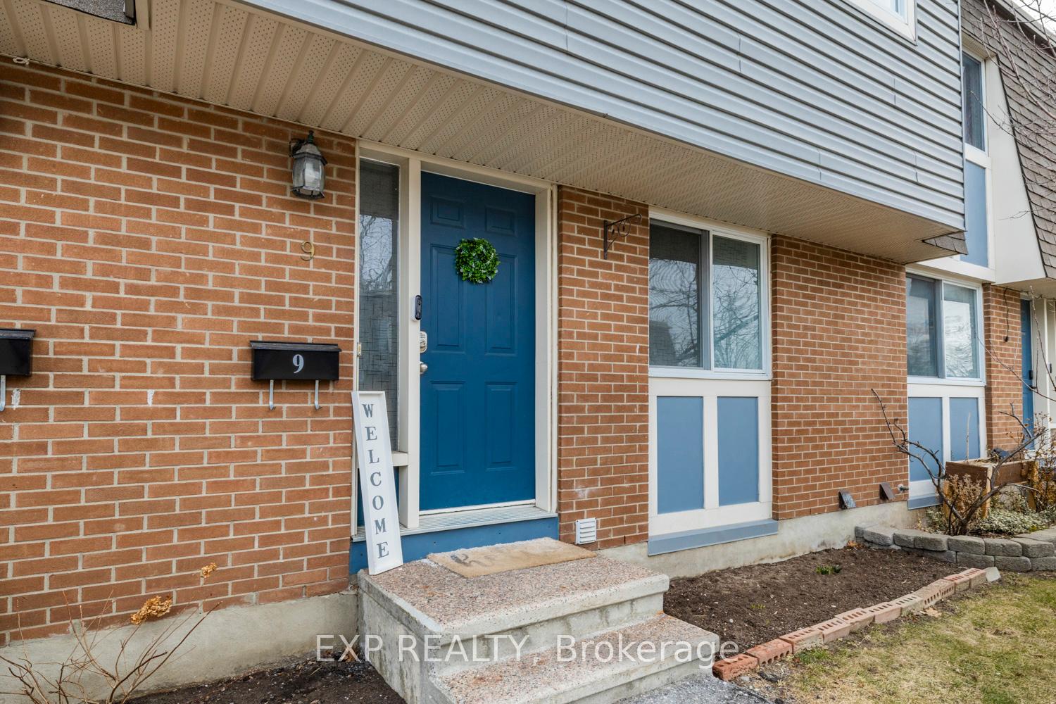 Photo 3 of 9 Corley Place, Ottawa, Heron Gate/Industrial Park — HOMEH