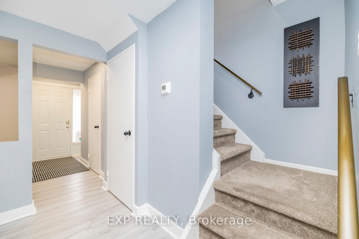 Photo 18 of 9 Corley Place, Ottawa, Heron Gate/Industrial Park — HOMEH