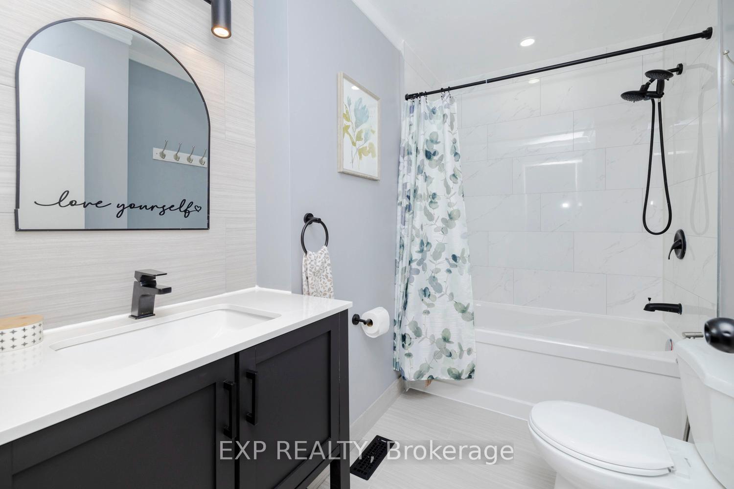 Photo 23 of 9 Corley Place, Ottawa, Heron Gate/Industrial Park — HOMEH