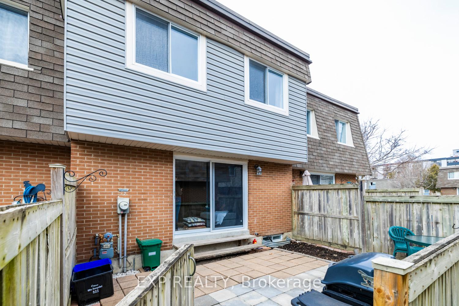 Photo 33 of 9 Corley Place, Ottawa, Heron Gate/Industrial Park — HOMEH