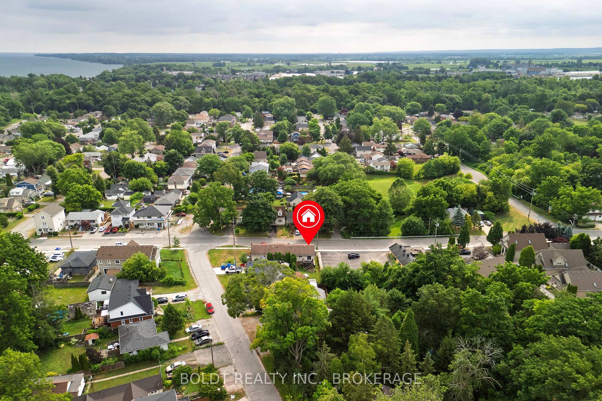 Photo 5 of 101 Arthur Street, St. Catharines, Lakeshore — HOMEH