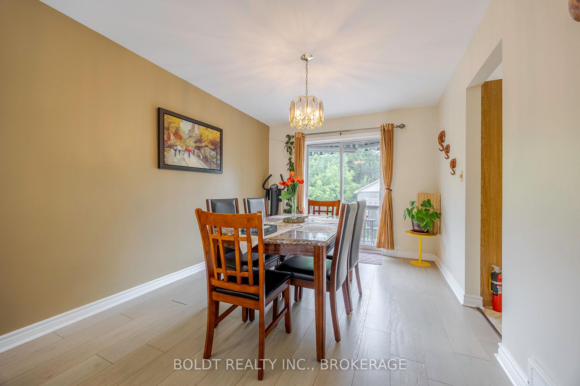 Photo 10 of 101 Arthur Street, St. Catharines, Lakeshore — HOMEH