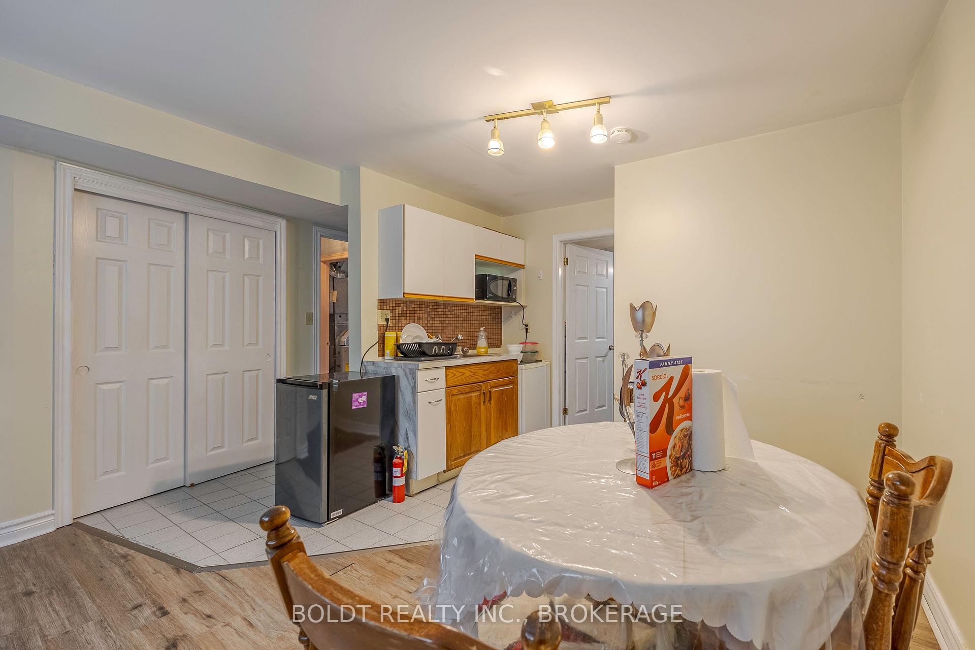 Photo 19 of 101 Arthur Street, St. Catharines, Lakeshore — HOMEH