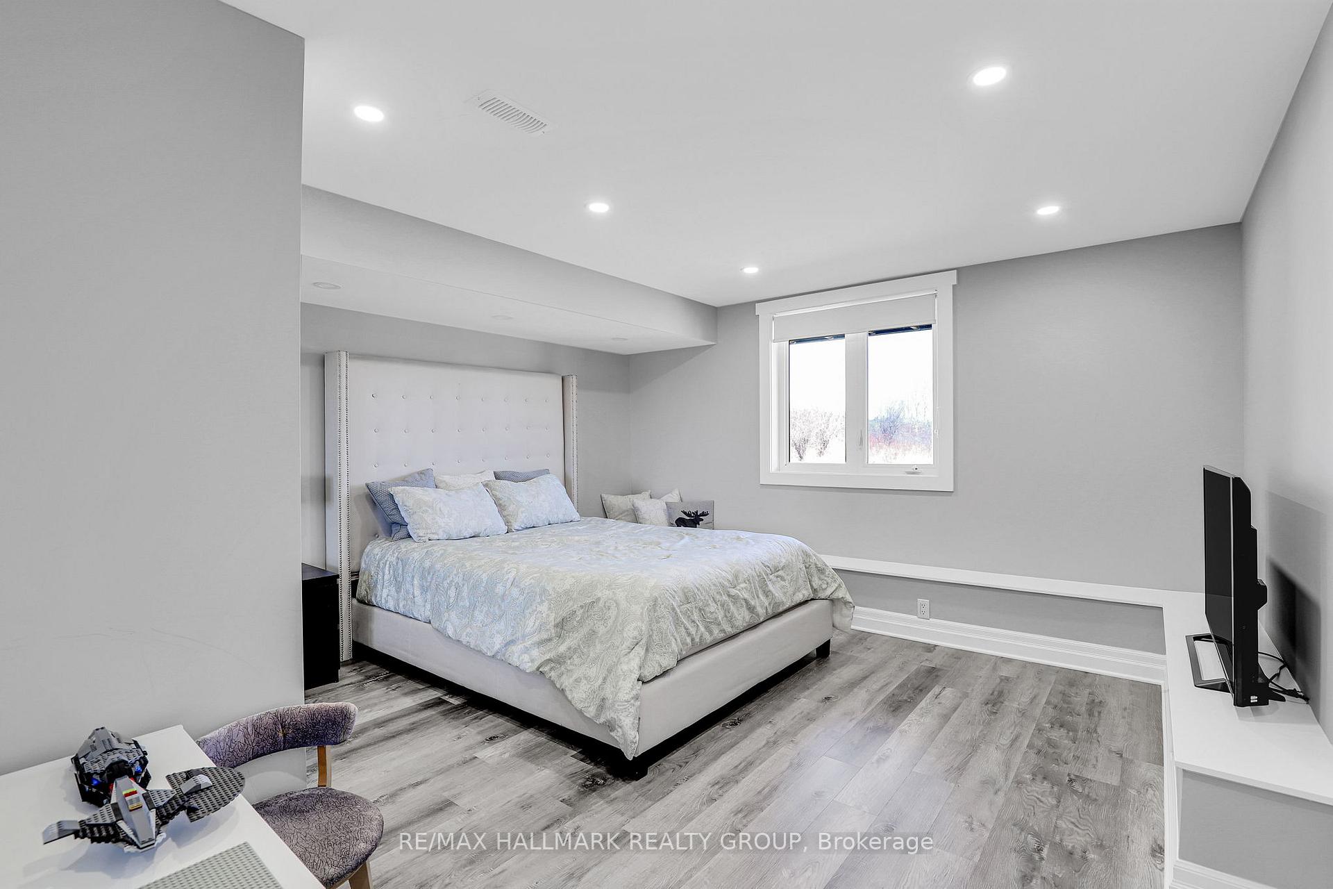 Photo 38 of 904 David Manchester Road, Ottawa, Huntley Ward (South West) — HOMEH