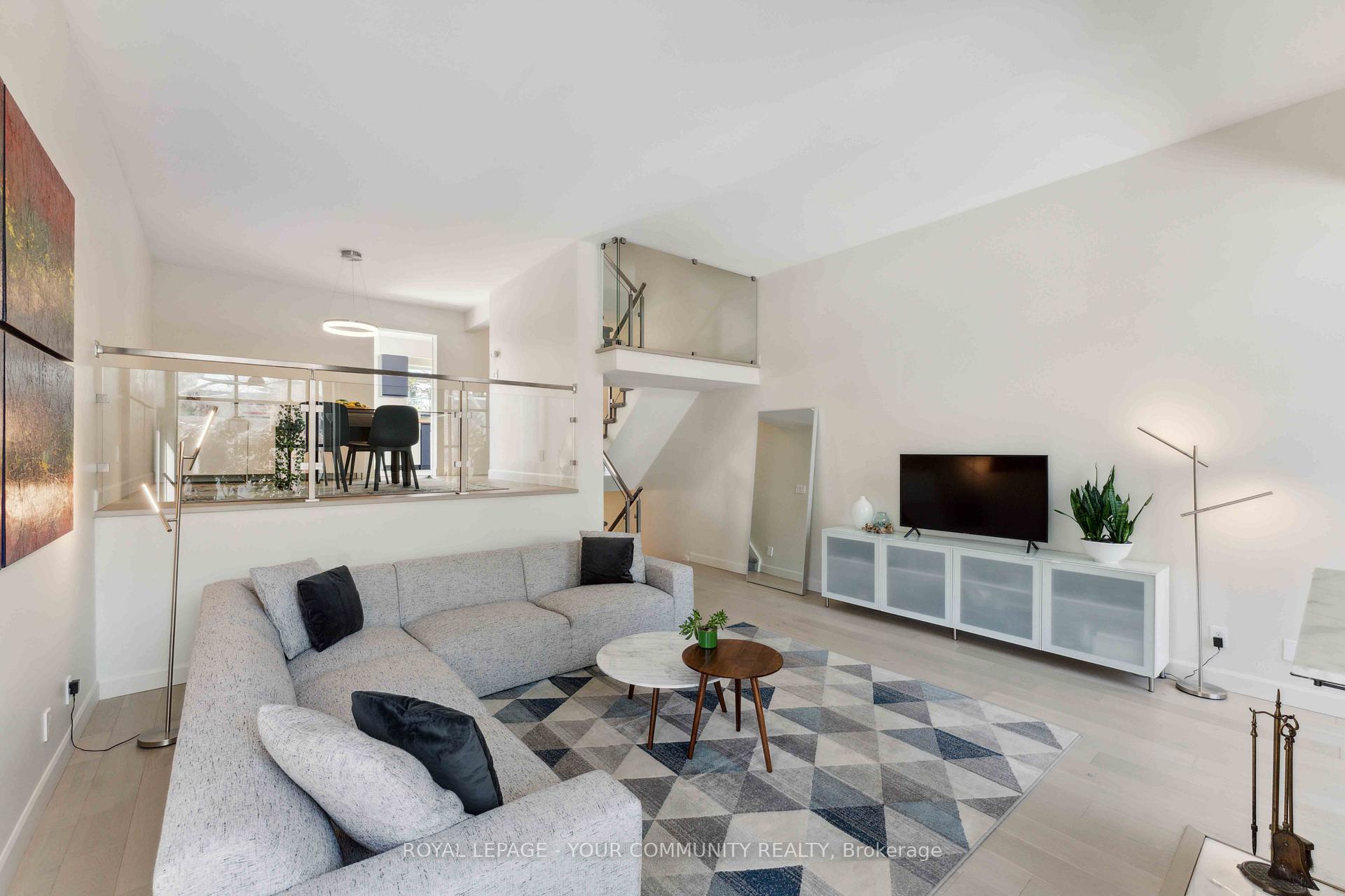 Photo 30 of Unit A, 537 Hilson Avenue, Ottawa, Westboro/Hampton Park — HOMEH