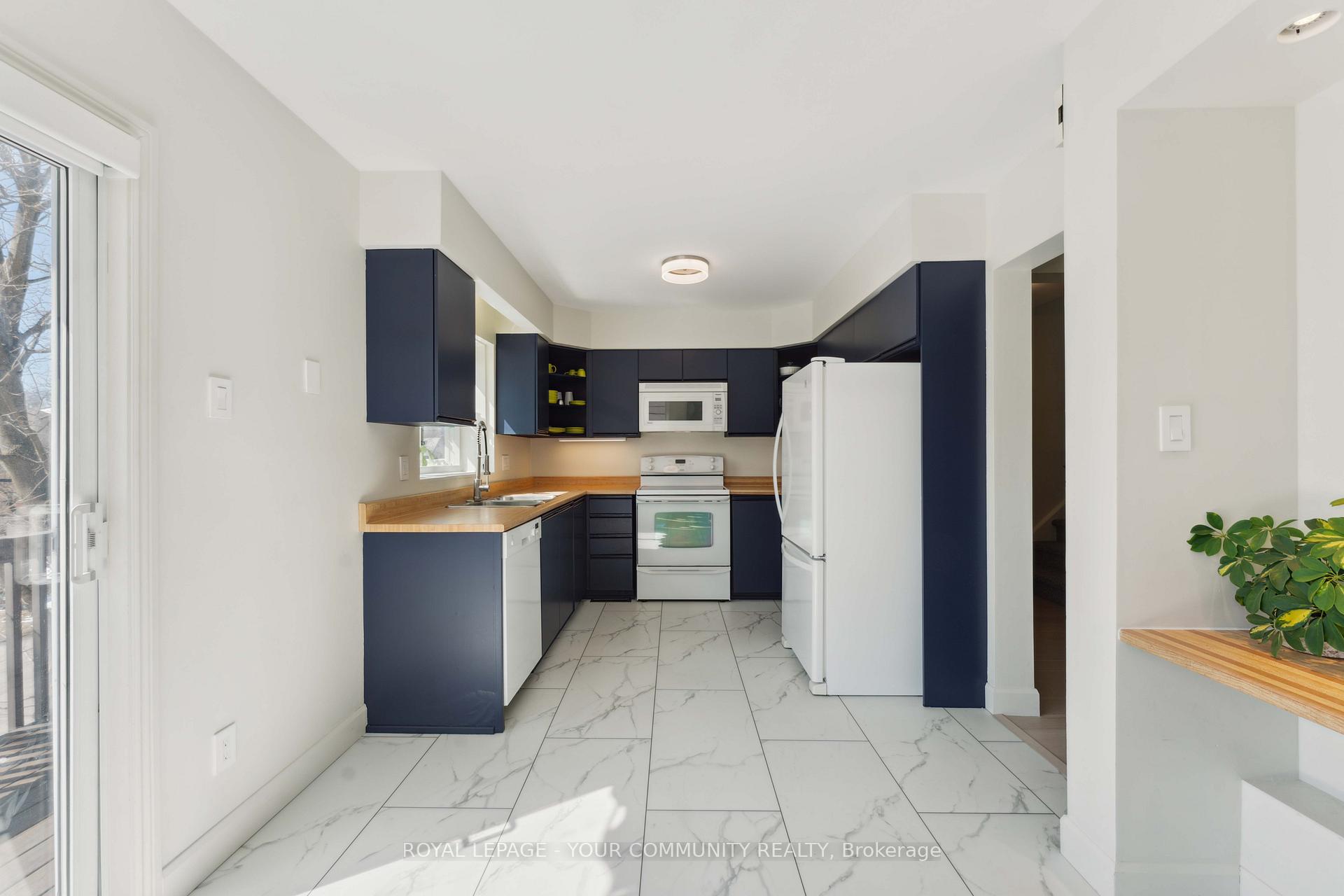 Photo 35 of Unit A, 537 Hilson Avenue, Ottawa, Westboro/Hampton Park — HOMEH