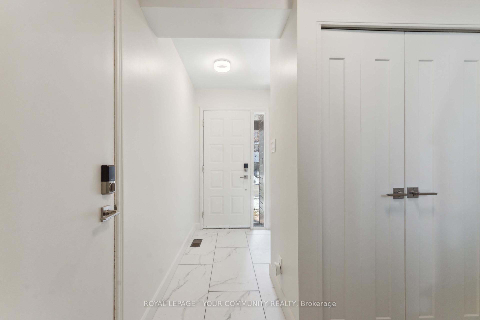 Photo 3 of Unit A, 537 Hilson Avenue, Ottawa, Westboro/Hampton Park — HOMEH