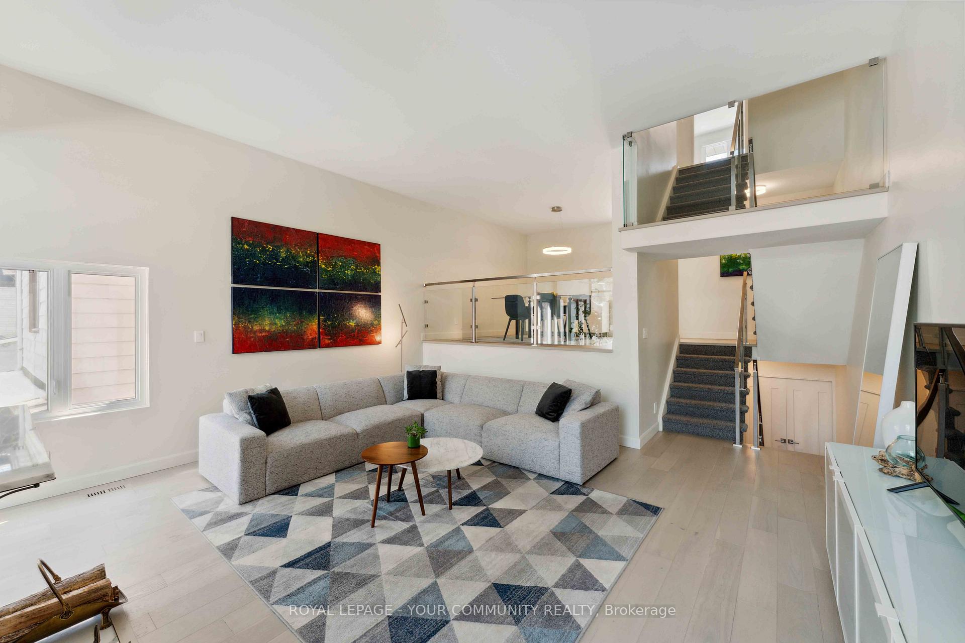 Photo 12 of Unit A, 537 Hilson Avenue, Ottawa, Westboro/Hampton Park — HOMEH