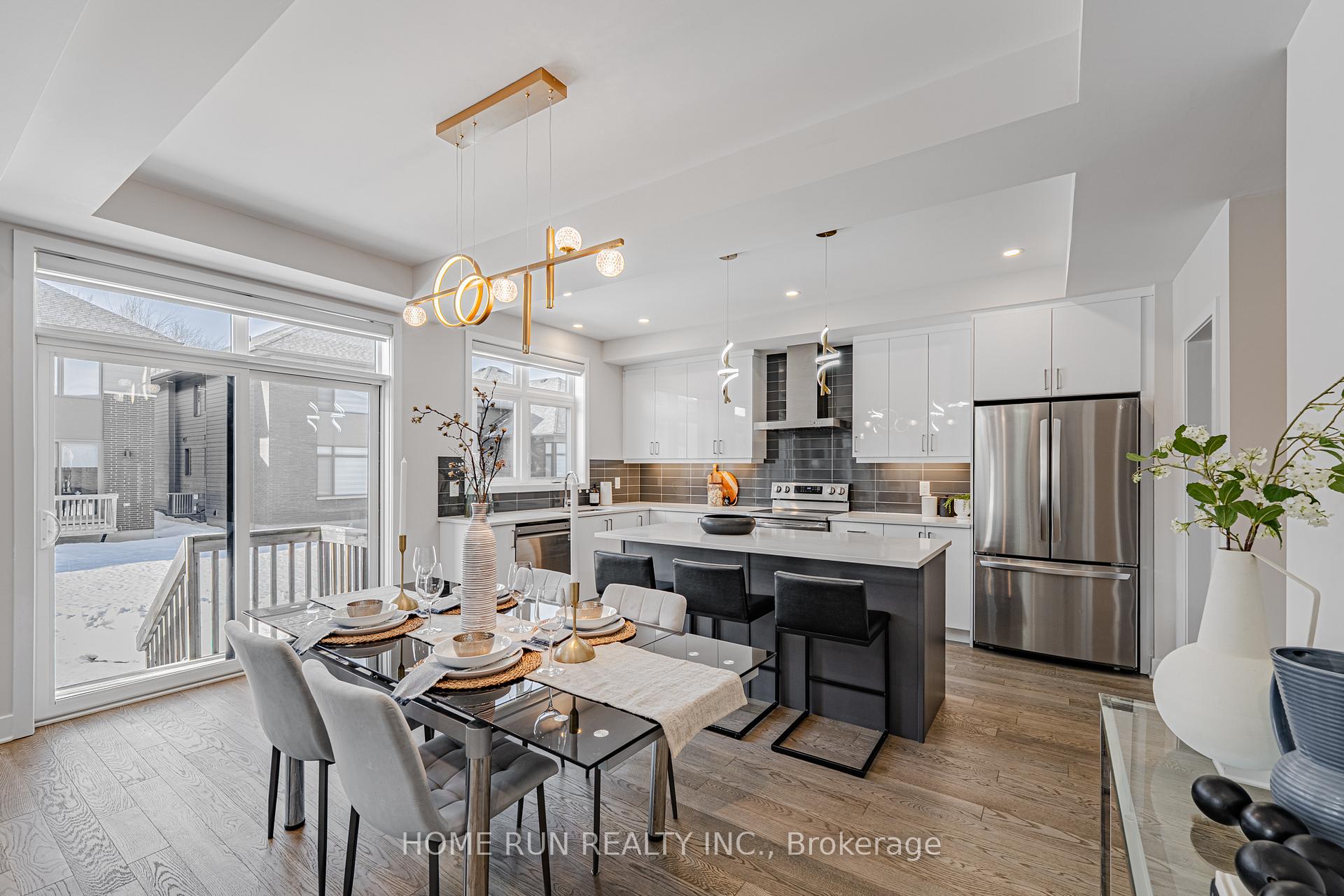 Photo 15 of 23 Whooping Crane Ridge, Ottawa, Riverside South/Gloucester Glen — HOMEH