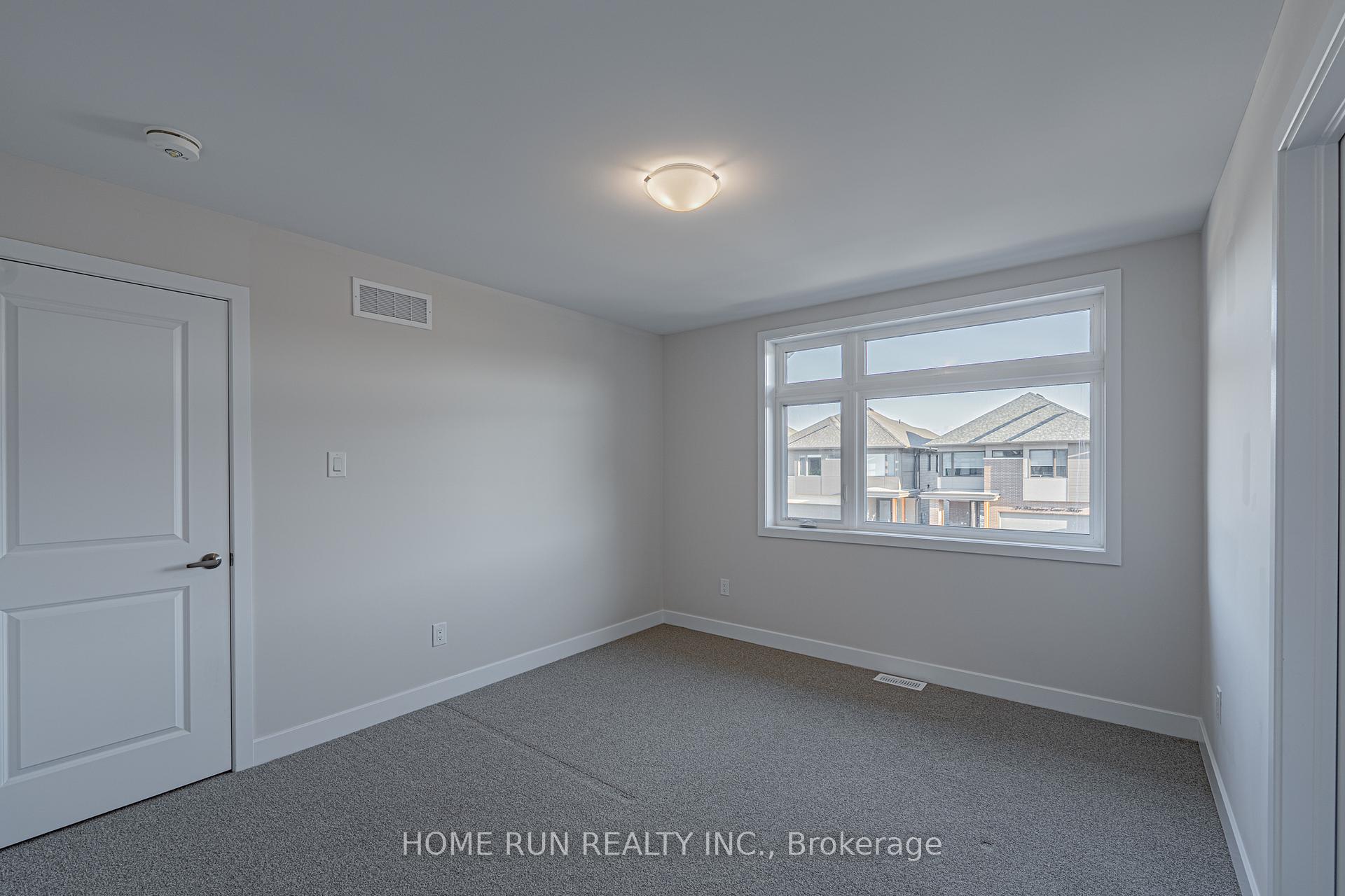 Photo 33 of 23 Whooping Crane Ridge, Ottawa, Riverside South/Gloucester Glen — HOMEH