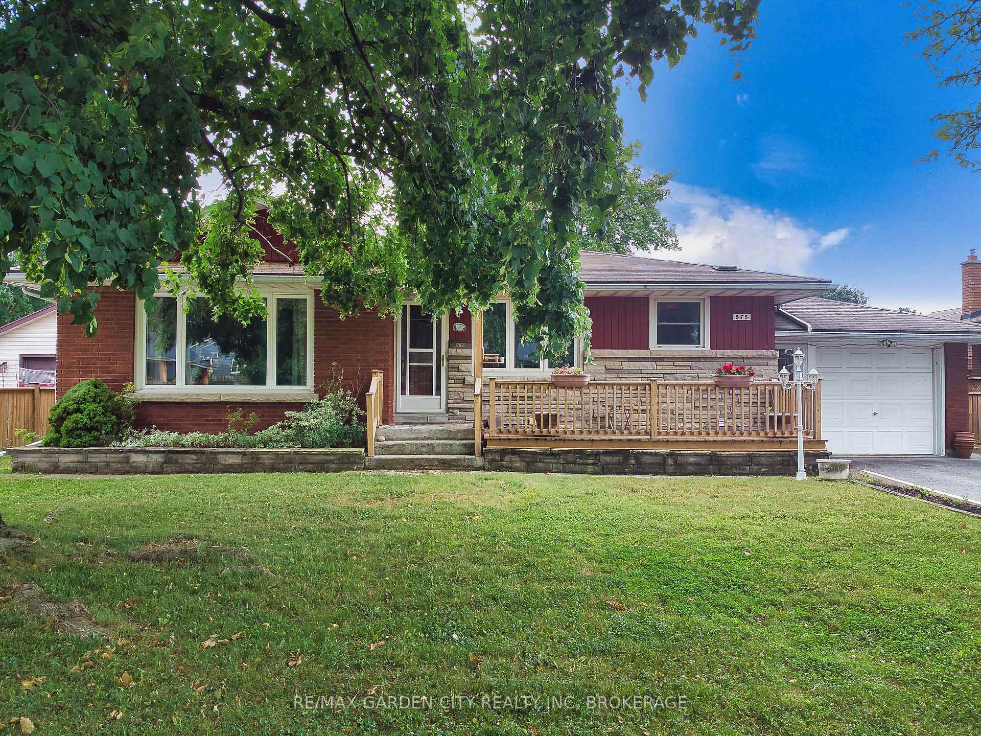Photo 34 of 575 Vine Street, St. Catharines, Vine/Linwell — HOMEH