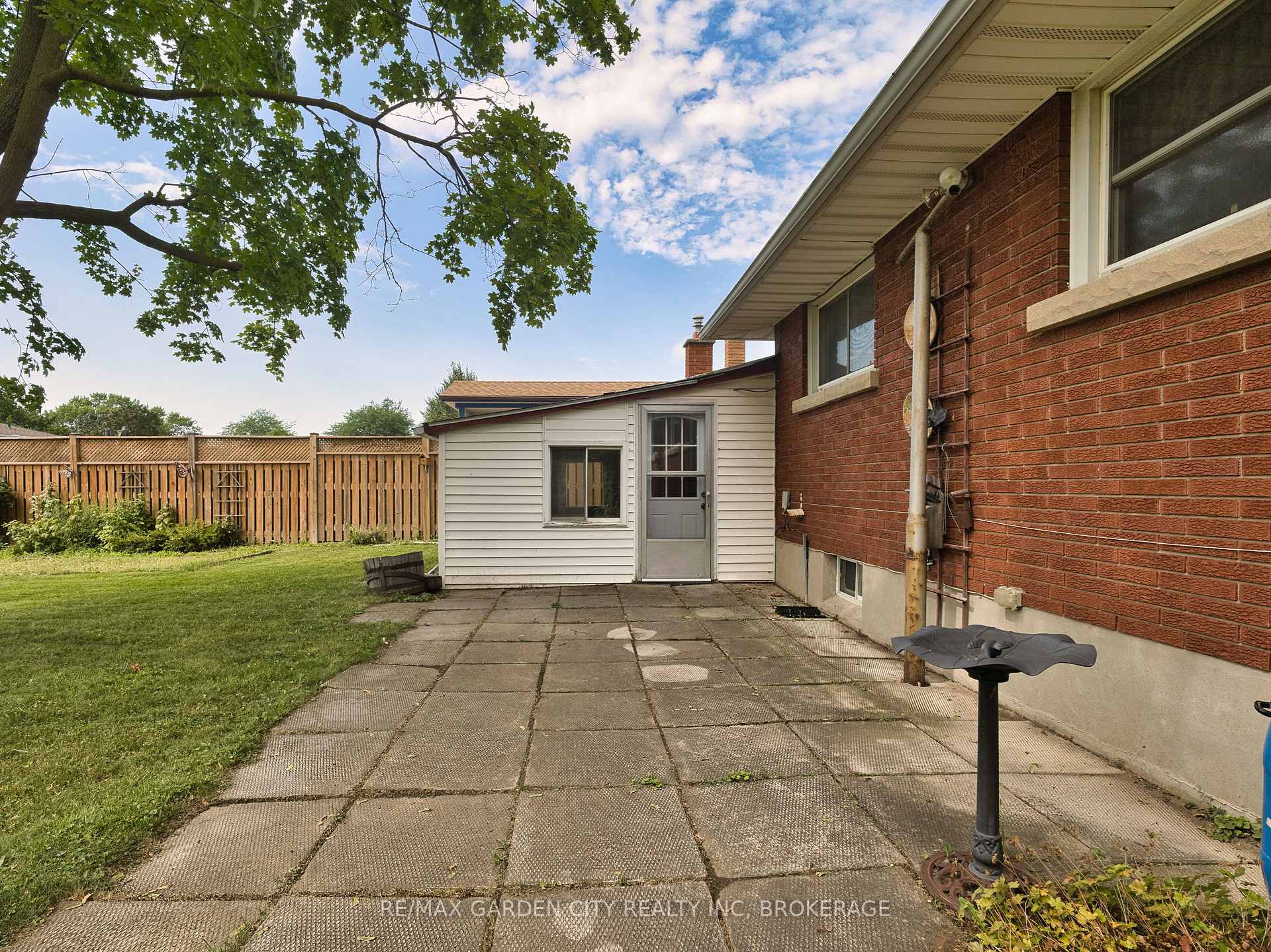 Photo 40 of 575 Vine Street, St. Catharines, Vine/Linwell — HOMEH