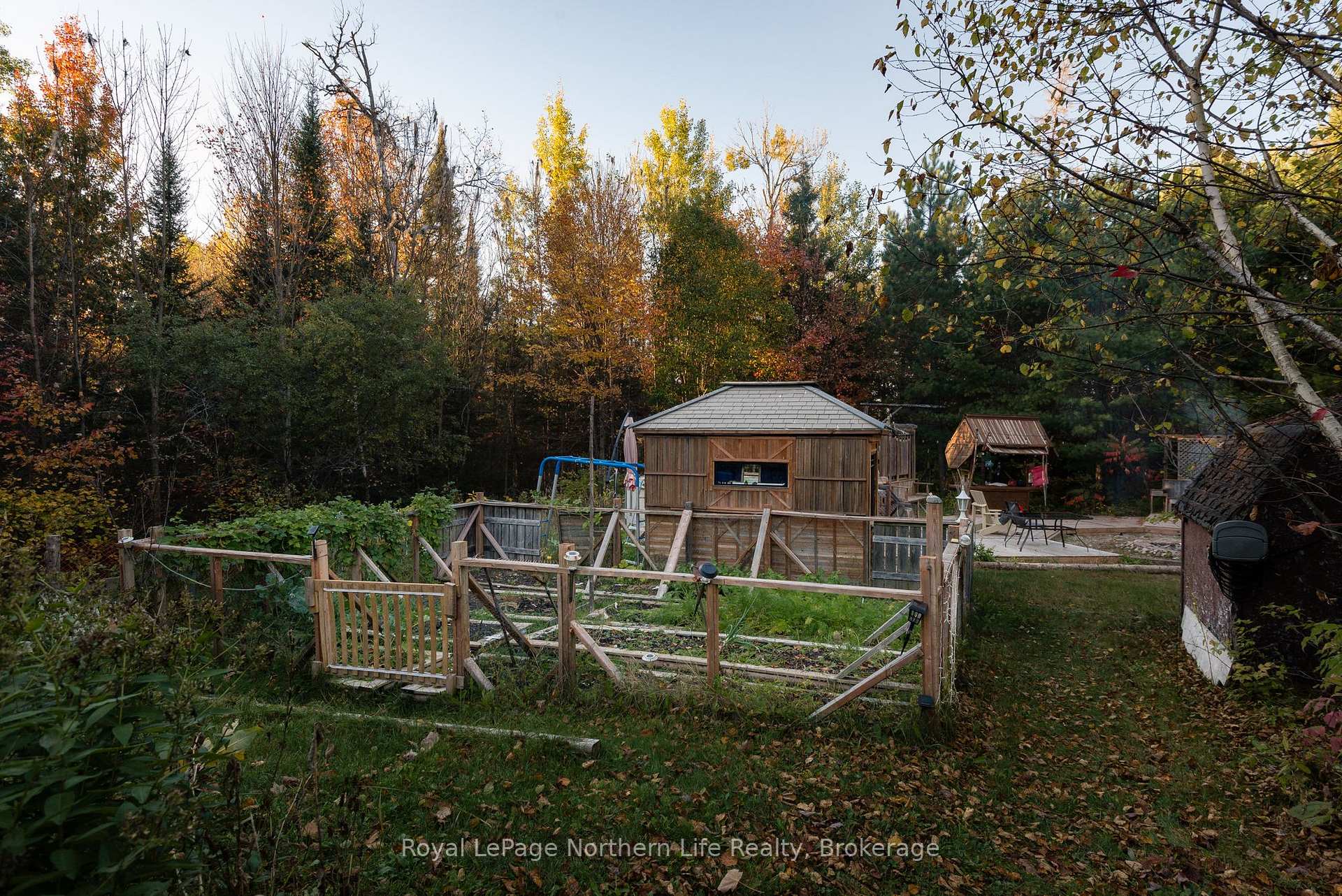Photo 15 of 903 Highway 17 E, Bonfield — HOMEH