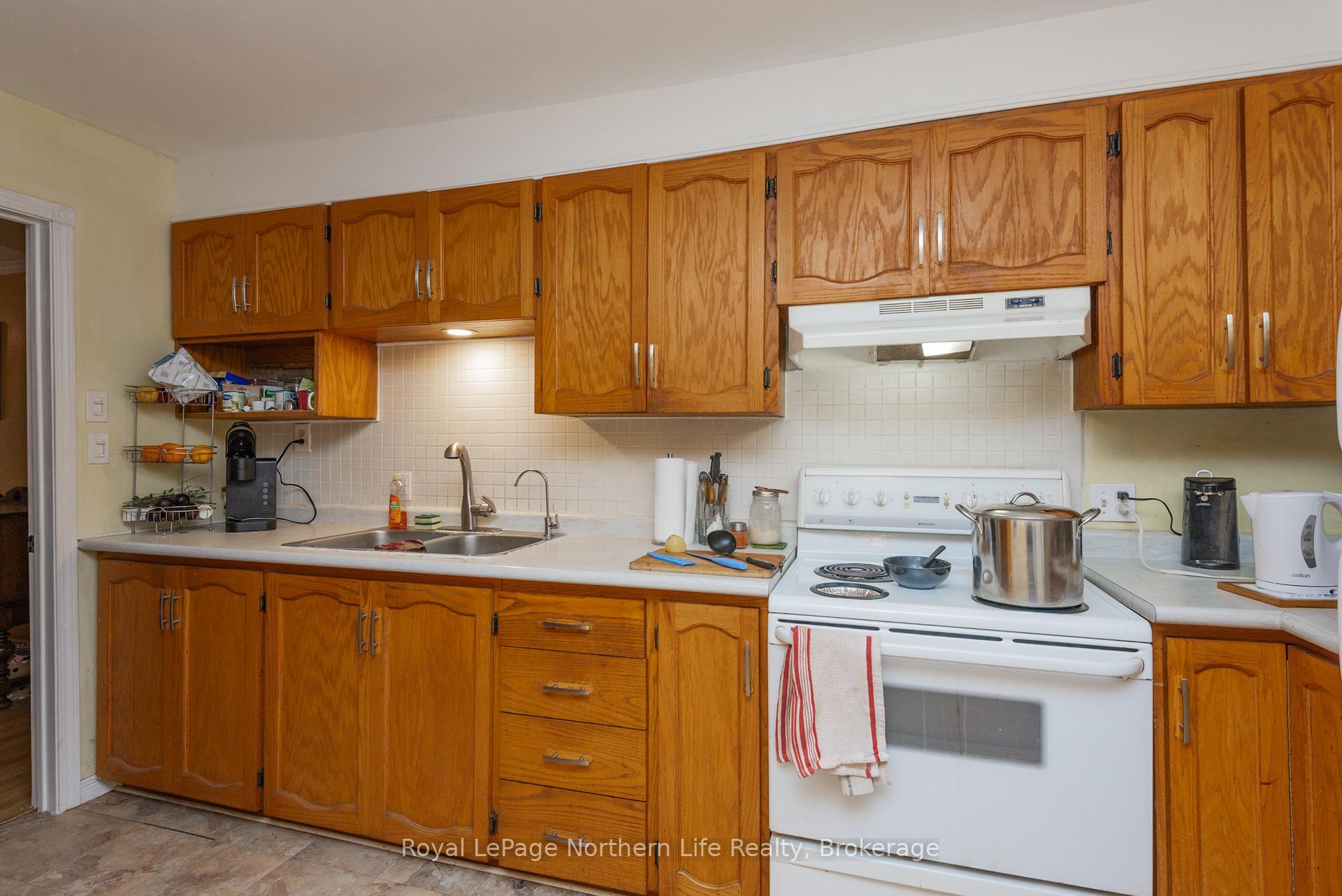 Photo 21 of 903 Highway 17 E, Bonfield — HOMEH