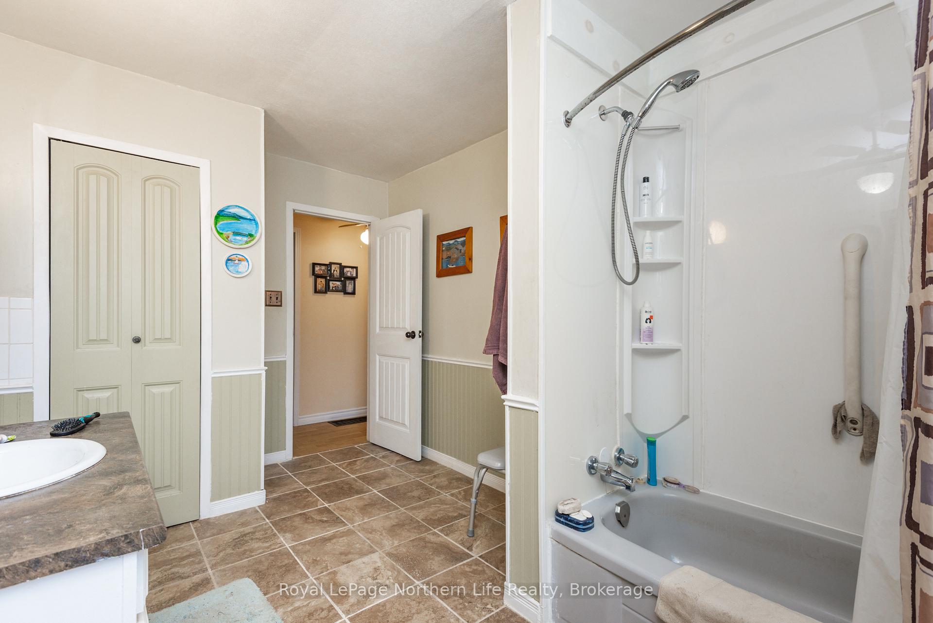 Photo 37 of 903 Highway 17 E, Bonfield — HOMEH