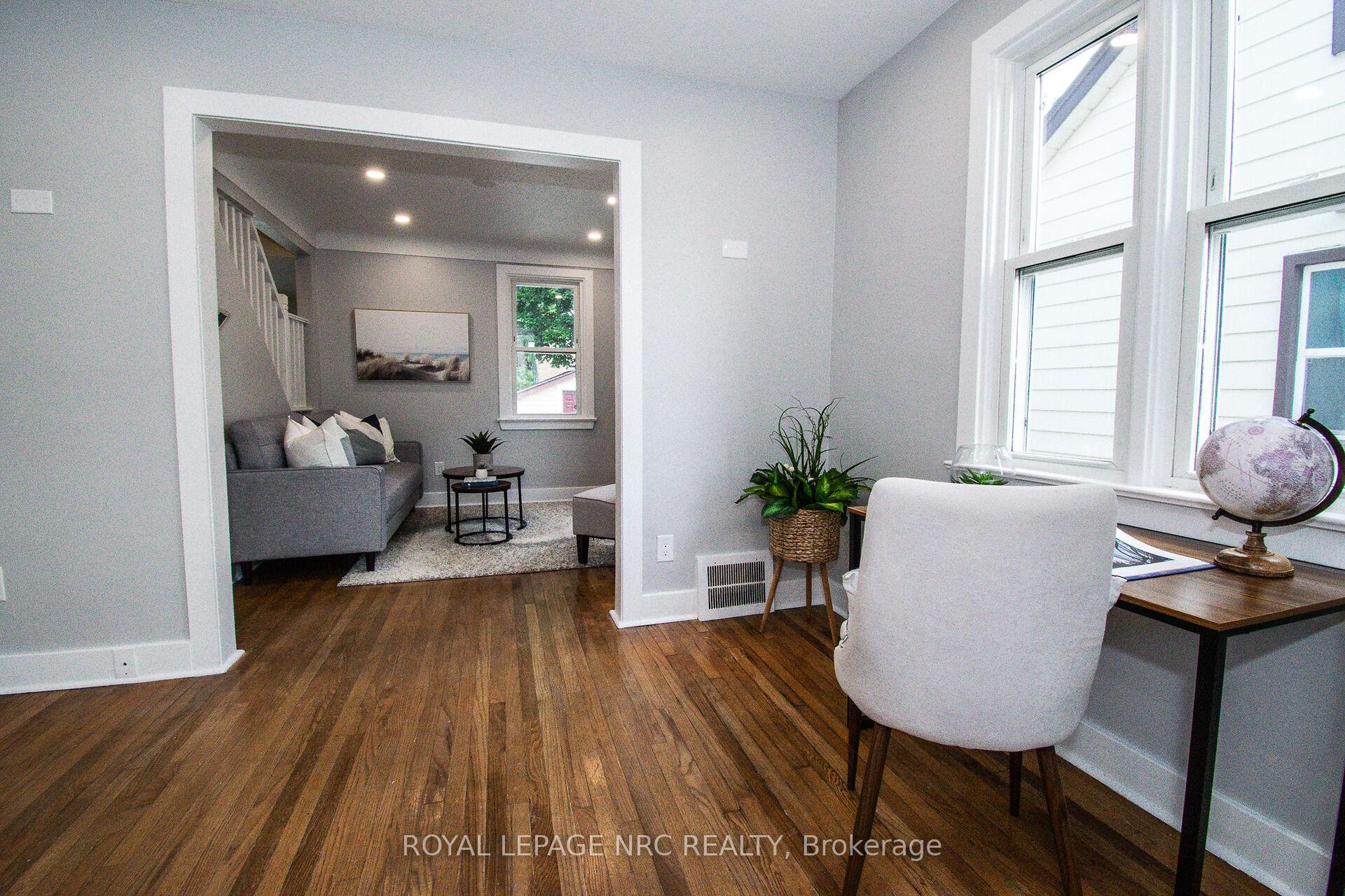 Photo 4 of 57 Hamilton Street, St. Catharines, Western Hill — HOMEH