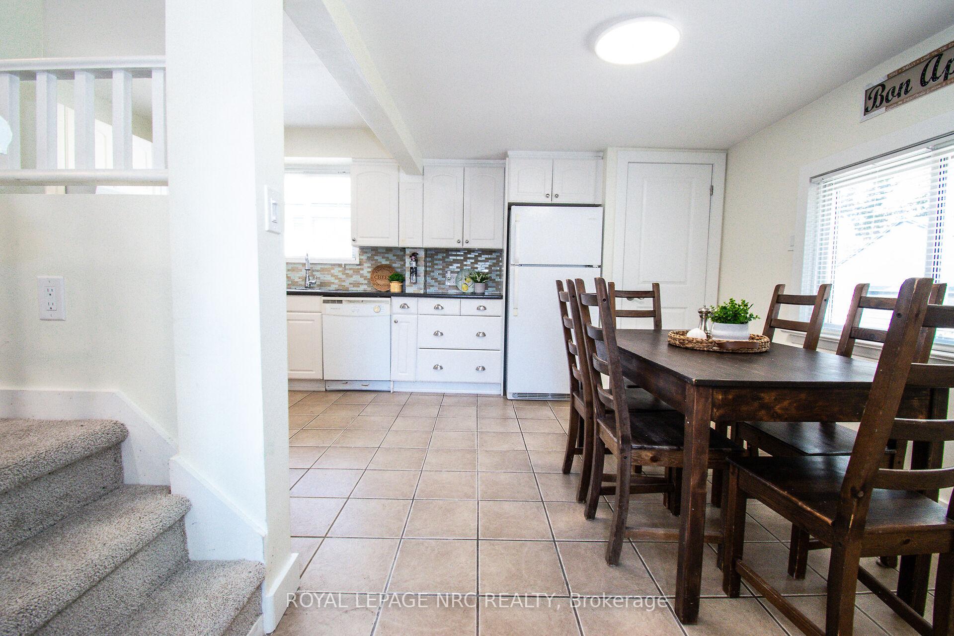 Photo 16 of 57 Hamilton Street, St. Catharines, Western Hill — HOMEH