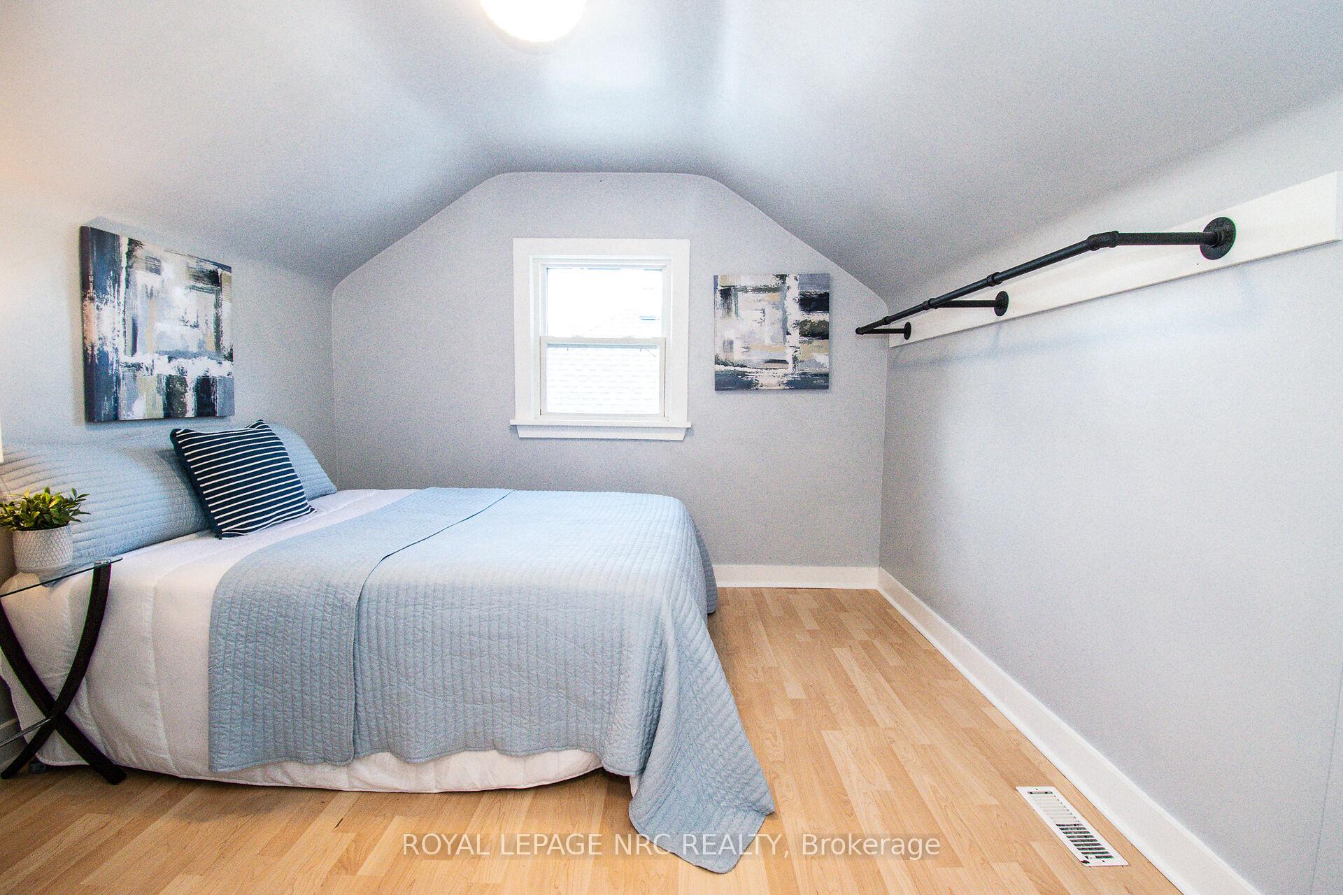 Photo 25 of 57 Hamilton Street, St. Catharines, Western Hill — HOMEH