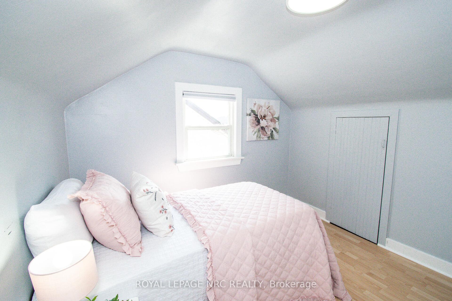 Photo 29 of 57 Hamilton Street, St. Catharines, Western Hill — HOMEH