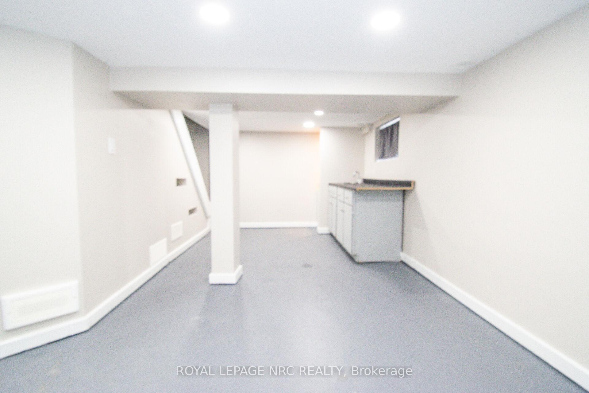 Photo 34 of 57 Hamilton Street, St. Catharines, Western Hill — HOMEH