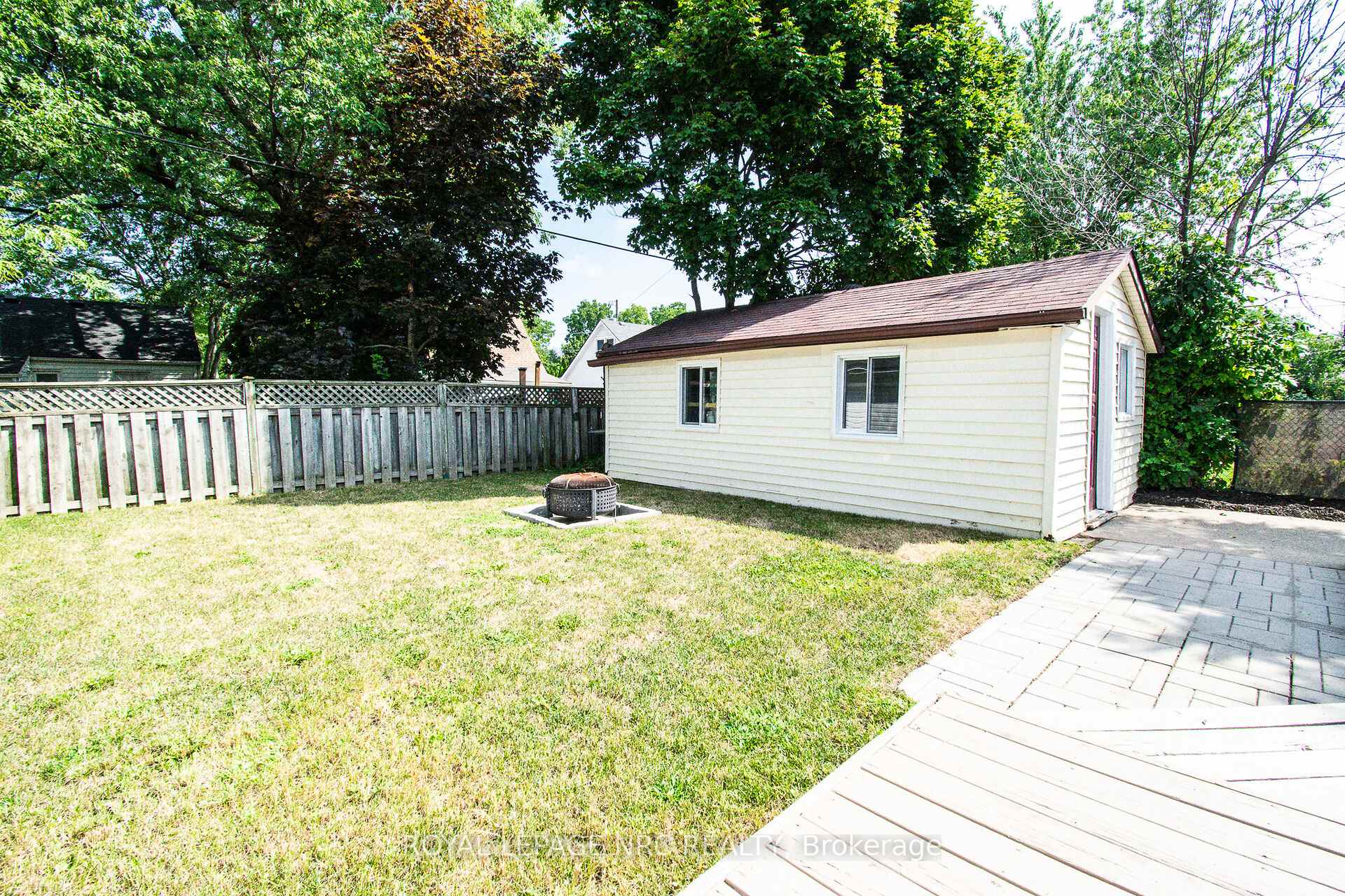 Photo 42 of 57 Hamilton Street, St. Catharines, Western Hill — HOMEH