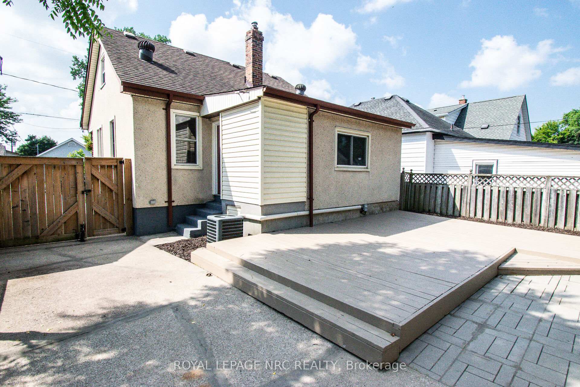 Photo 47 of 57 Hamilton Street, St. Catharines, Western Hill — HOMEH