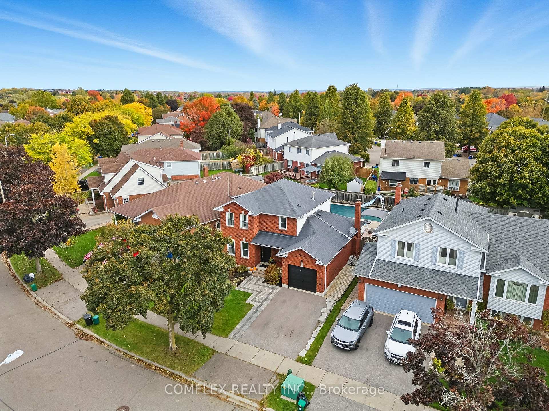 Photo 8 of 16 Orchard Park Drive, Clarington, Bowmanville — HOMEH