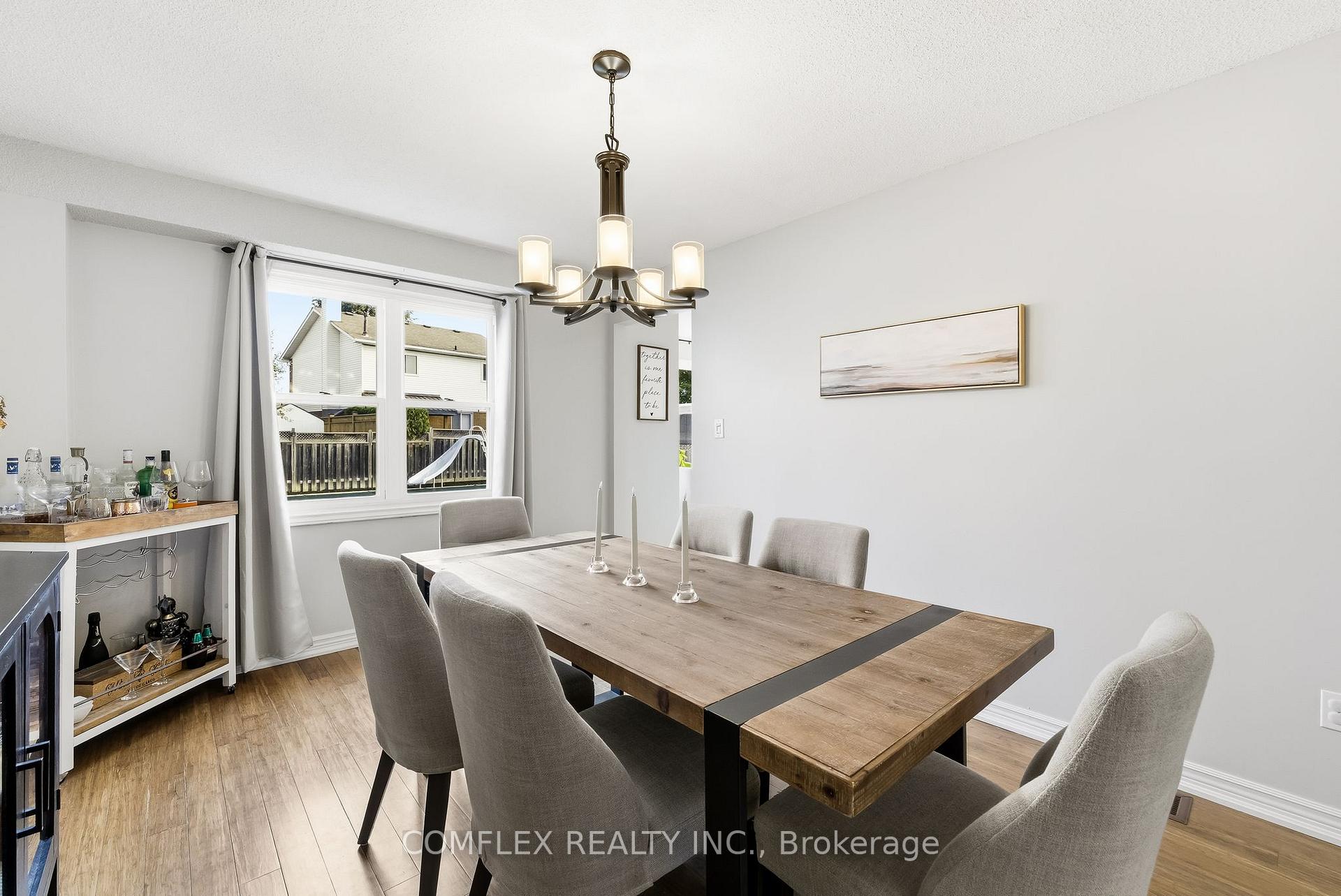 Photo 17 of 16 Orchard Park Drive, Clarington, Bowmanville — HOMEH